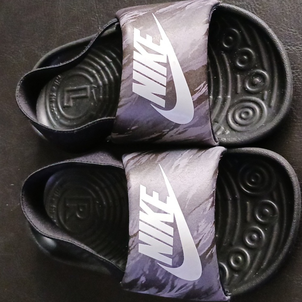 Nike fit zone toddler shoes size 6c